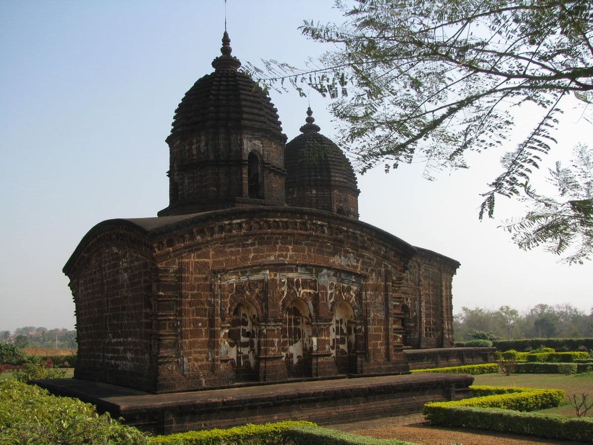 The Jor Mandir group at Bishnupur, brick temples of the Malla period built in a region that has no building stone.